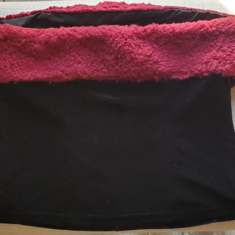 Chic Black Skirt with Red Fuzzy Trim